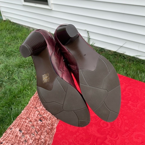 Regarde Le Ciel leather heeled ankle bootie size 40 8.5 spring summer tassel - Picture 14 of 14